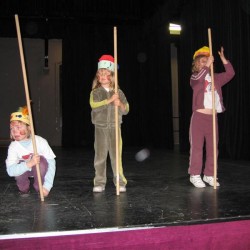Arlequino (4) - Toneelvereniging Plankenkoorts 